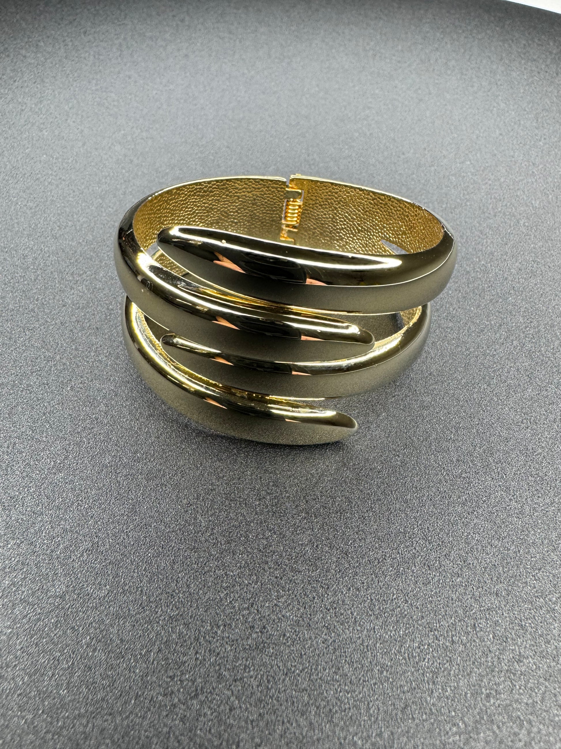 2562__2023-12-12-14-27-23.jpg
